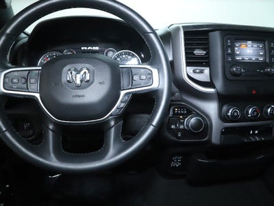 2024 RAM 1500 Big Horn Crew Cab 4x4 5'7' Box