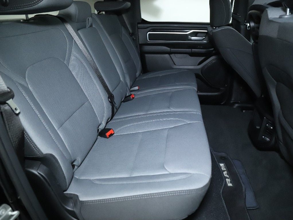 2024 RAM 1500 Big Horn Crew Cab 4x4 5'7' Box