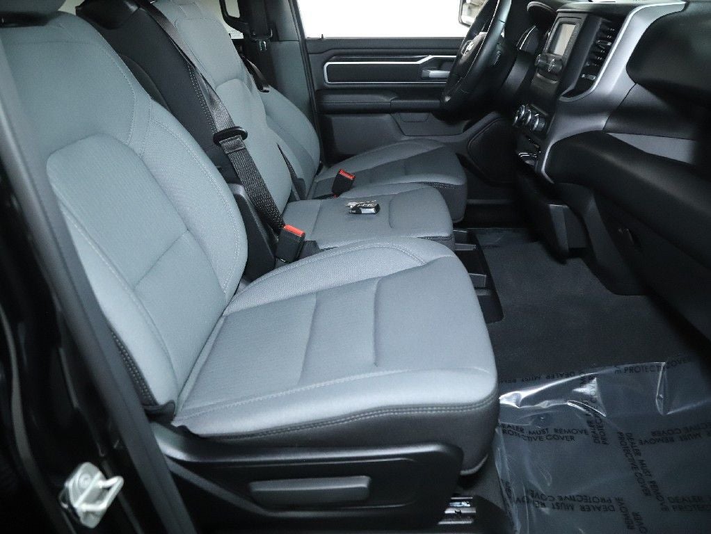 2024 RAM 1500 Big Horn Crew Cab 4x4 5'7' Box