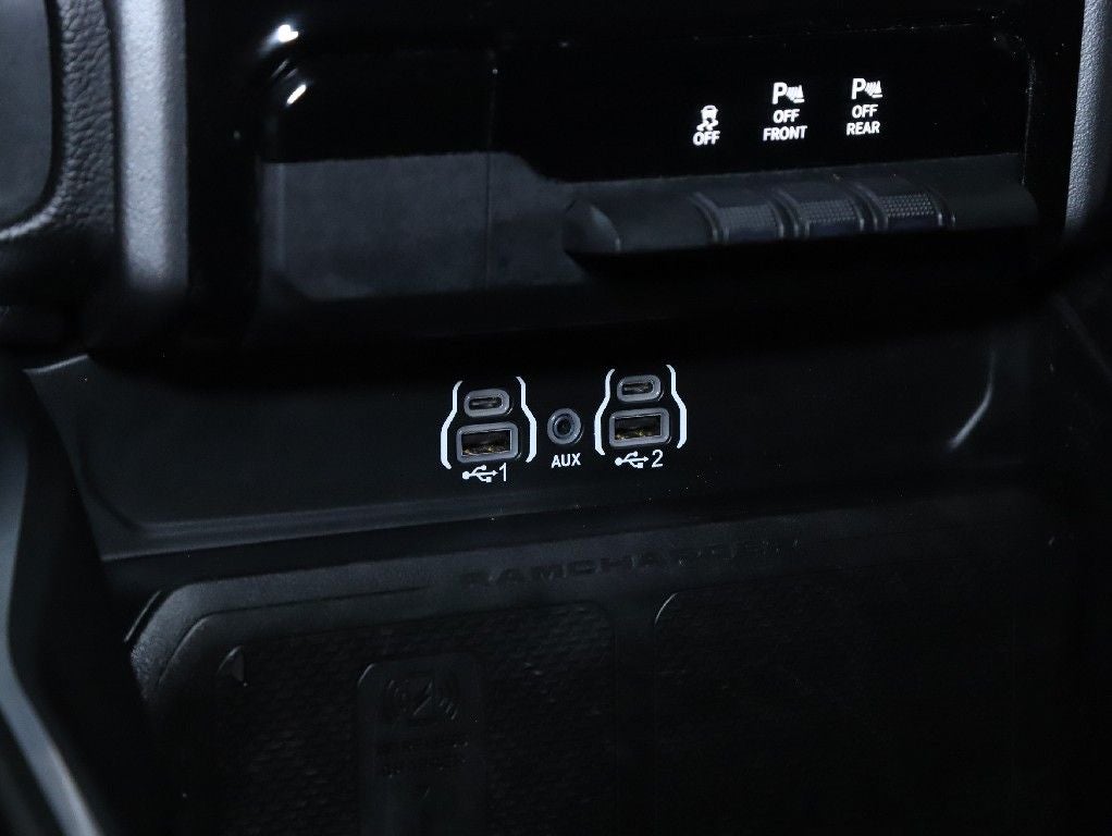 2025 RAM 1500 Big Horn Crew Cab 4x4 5'7' Box