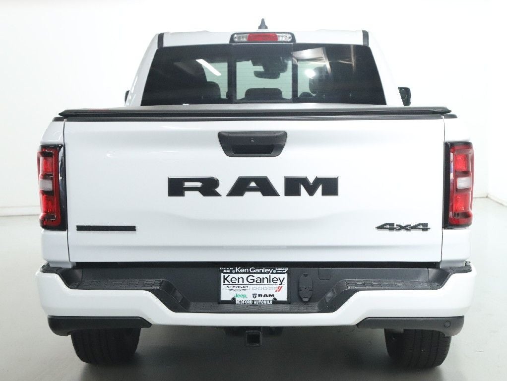2025 RAM 1500 Big Horn Crew Cab 4x4 5'7' Box