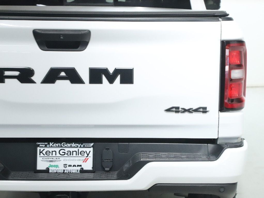 2025 RAM 1500 Big Horn Crew Cab 4x4 5'7' Box