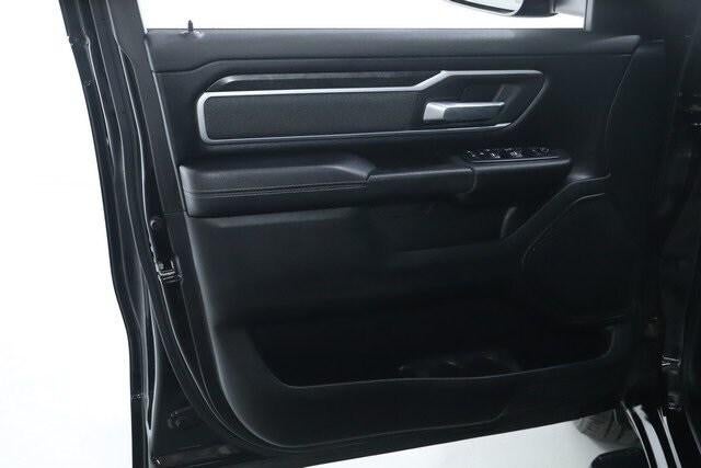 2020 RAM 1500 Big Horn Crew Cab 4x4 5'7' Box