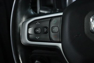 2020 RAM 1500 Big Horn Crew Cab 4x4 5'7' Box