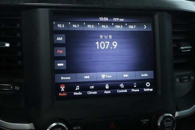 2020 RAM 1500 Big Horn Crew Cab 4x4 5'7' Box