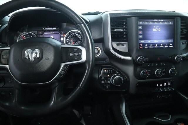 2020 RAM 1500 Big Horn Crew Cab 4x4 5'7' Box