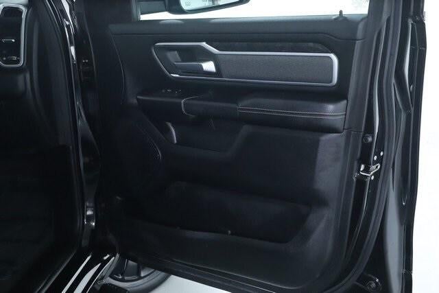 2020 RAM 1500 Big Horn Crew Cab 4x4 5'7' Box