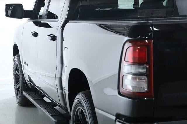 2020 RAM 1500 Big Horn Crew Cab 4x4 5'7' Box