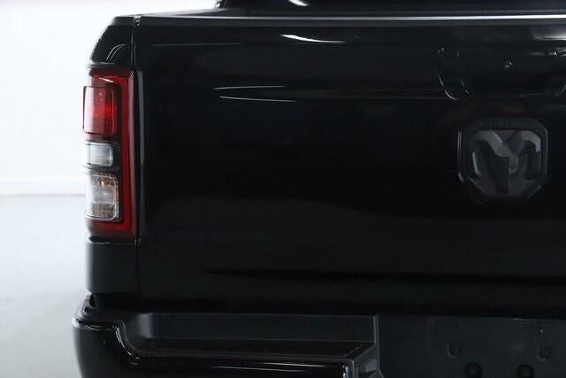 2020 RAM 1500 Big Horn Crew Cab 4x4 5'7' Box