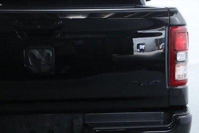 2020 RAM 1500 Big Horn Crew Cab 4x4 5'7' Box