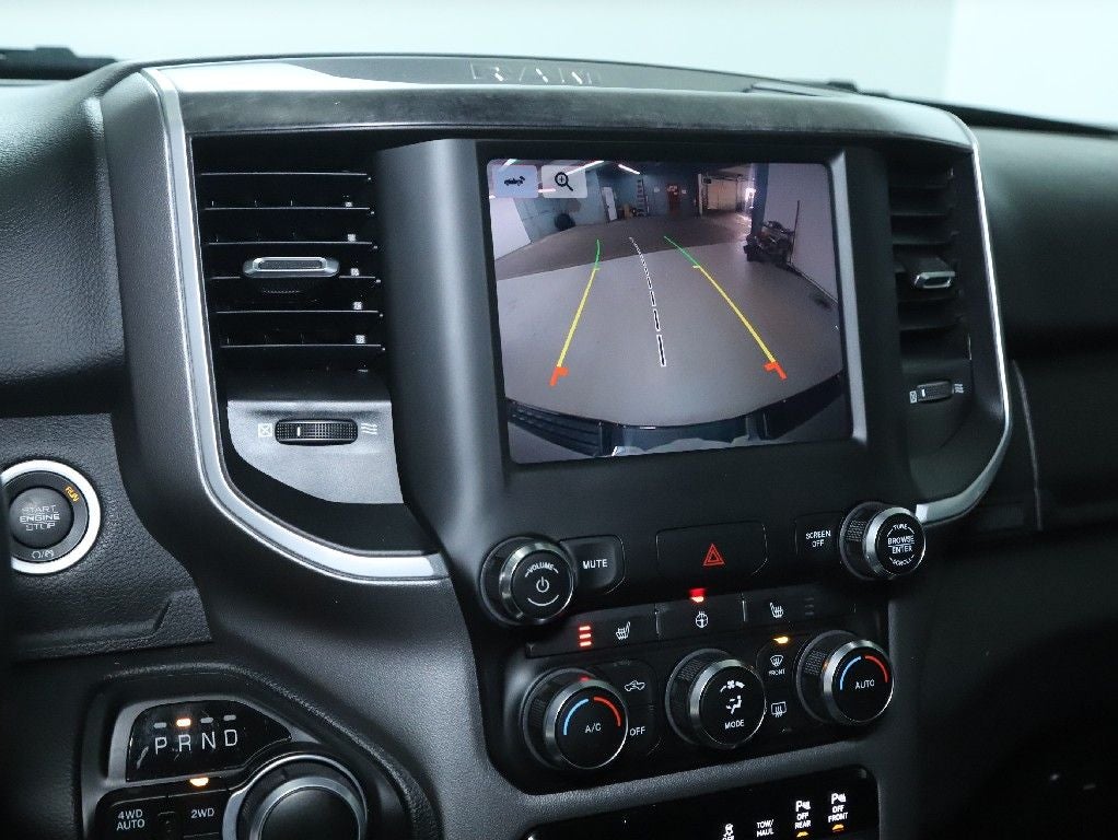 2022 RAM 1500 Big Horn Crew Cab 4x4 6'4' Box