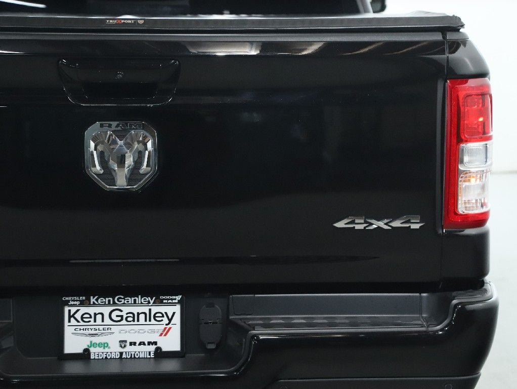 2022 RAM 1500 Big Horn Crew Cab 4x4 6'4' Box