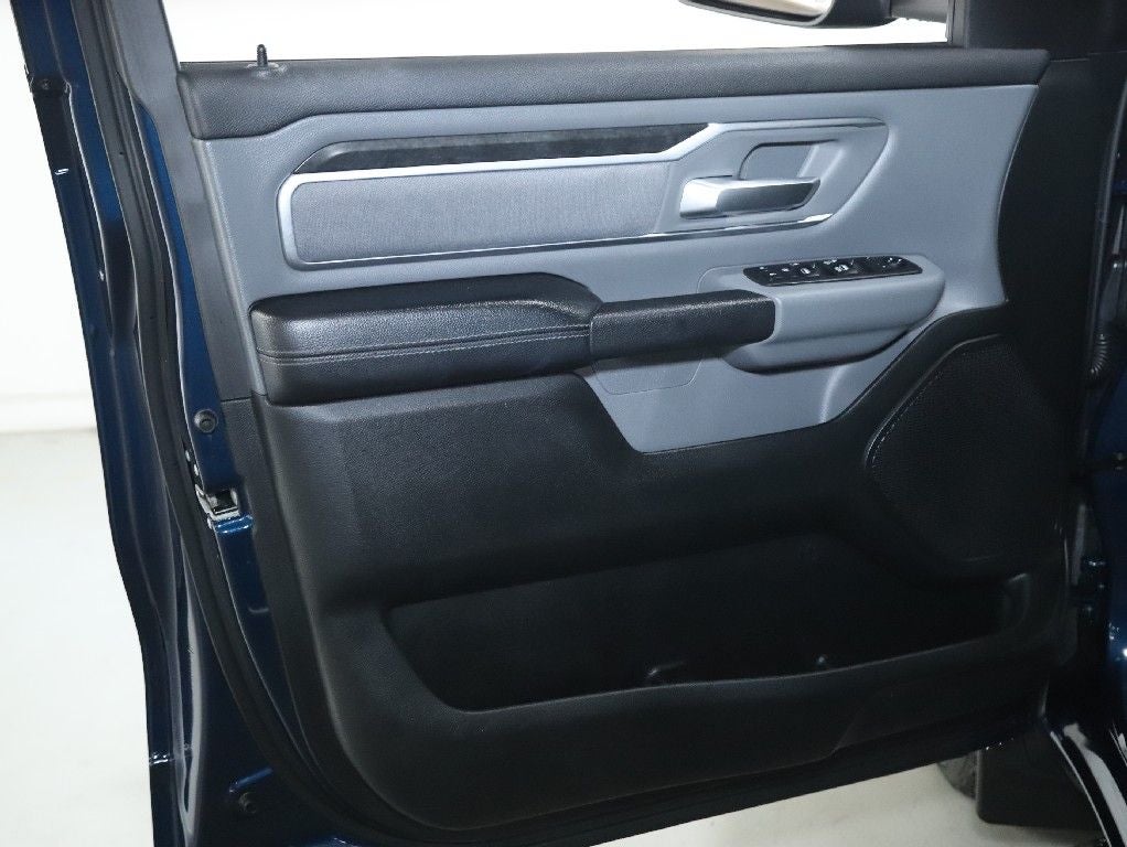 2019 RAM 1500 Big Horn/Lone Star Quad Cab 4x4 6'4' Box