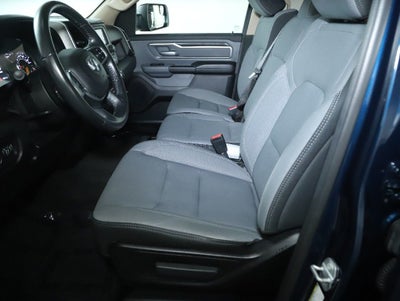 2019 RAM 1500 Big Horn/Lone Star Quad Cab 4x4 6'4' Box