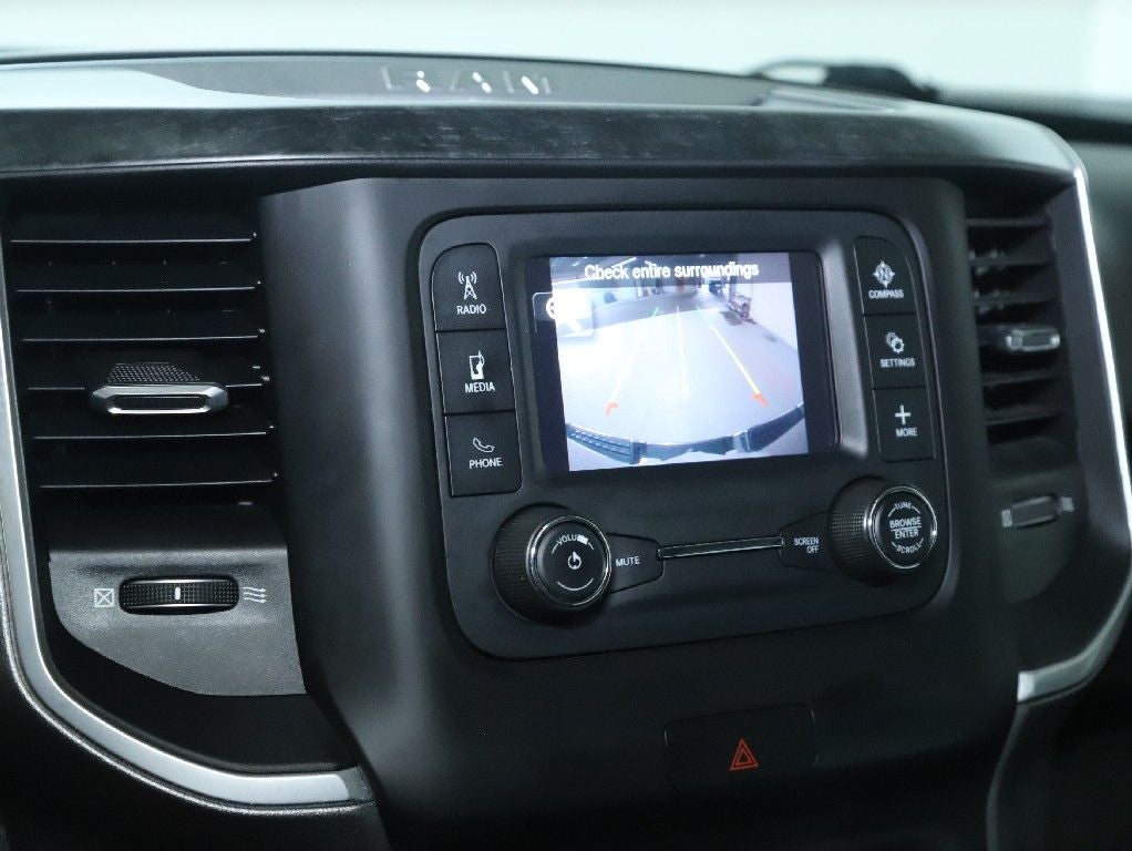 2019 RAM 1500 Big Horn/Lone Star Quad Cab 4x4 6'4' Box