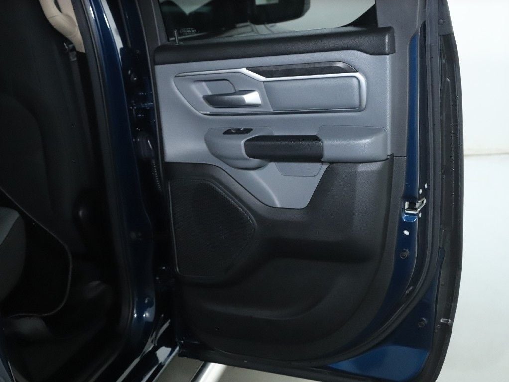 2019 RAM 1500 Big Horn/Lone Star Quad Cab 4x4 6'4' Box