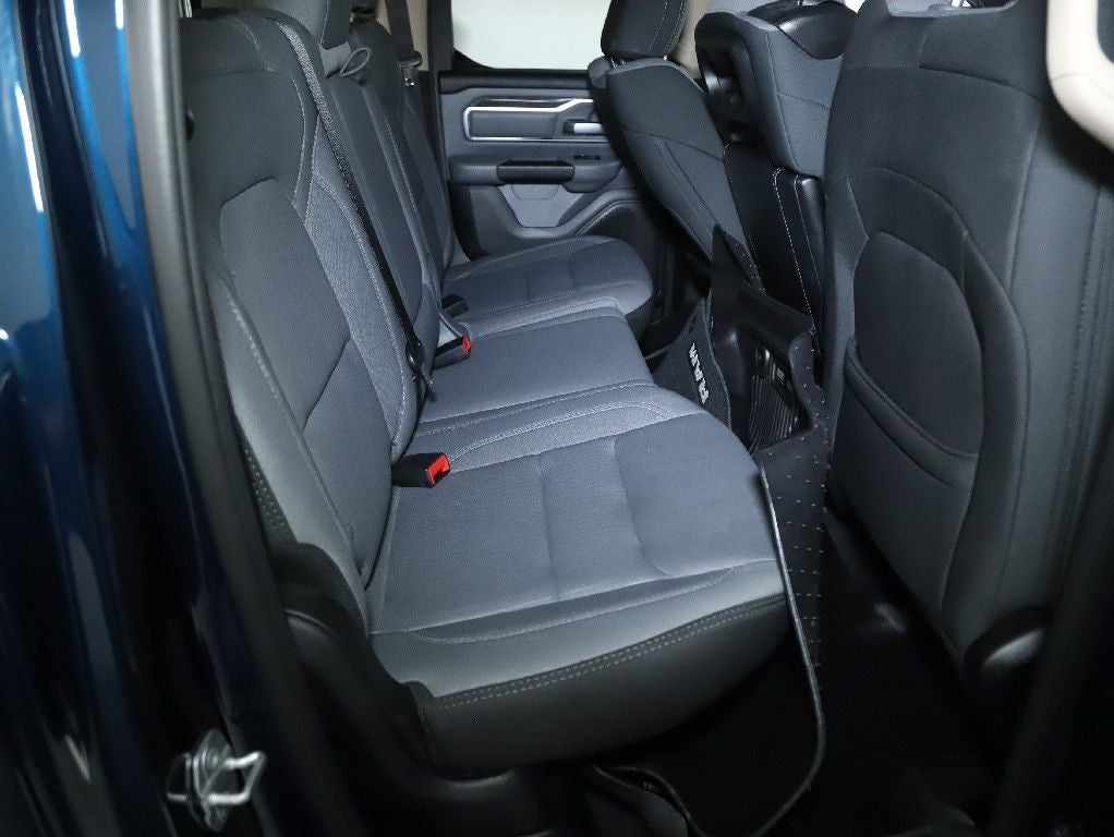 2019 RAM 1500 Big Horn/Lone Star Quad Cab 4x4 6'4' Box