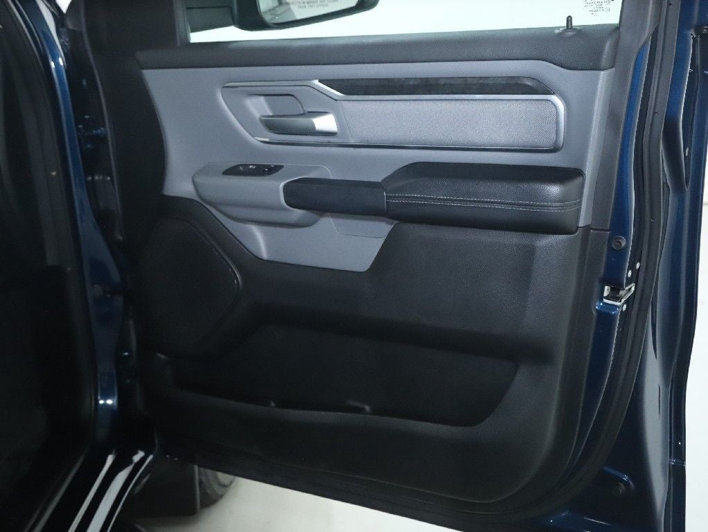 2019 RAM 1500 Big Horn/Lone Star Quad Cab 4x4 6'4' Box