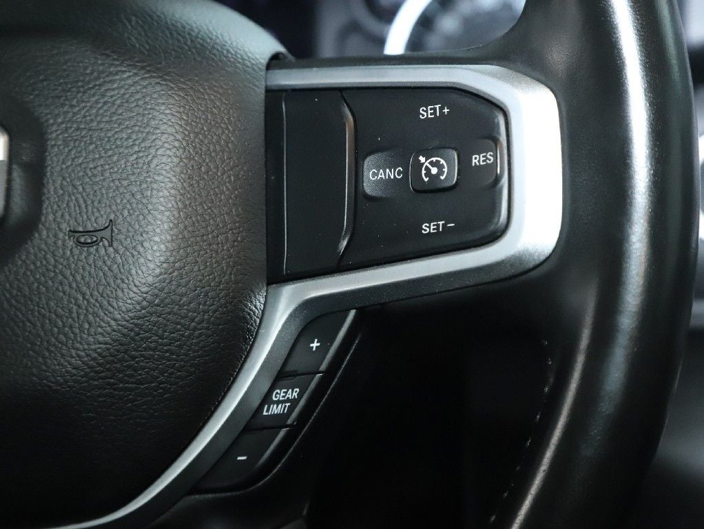 2021 RAM 1500 Big Horn Quad Cab 4x4 6'4' Box