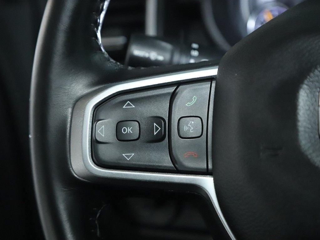 2020 RAM 1500 Big Horn Quad Cab 4x4 6'4' Box