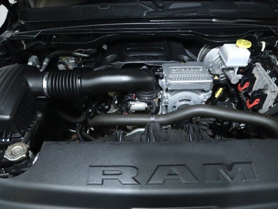 2020 RAM 1500 Big Horn Quad Cab 4x4 6'4' Box