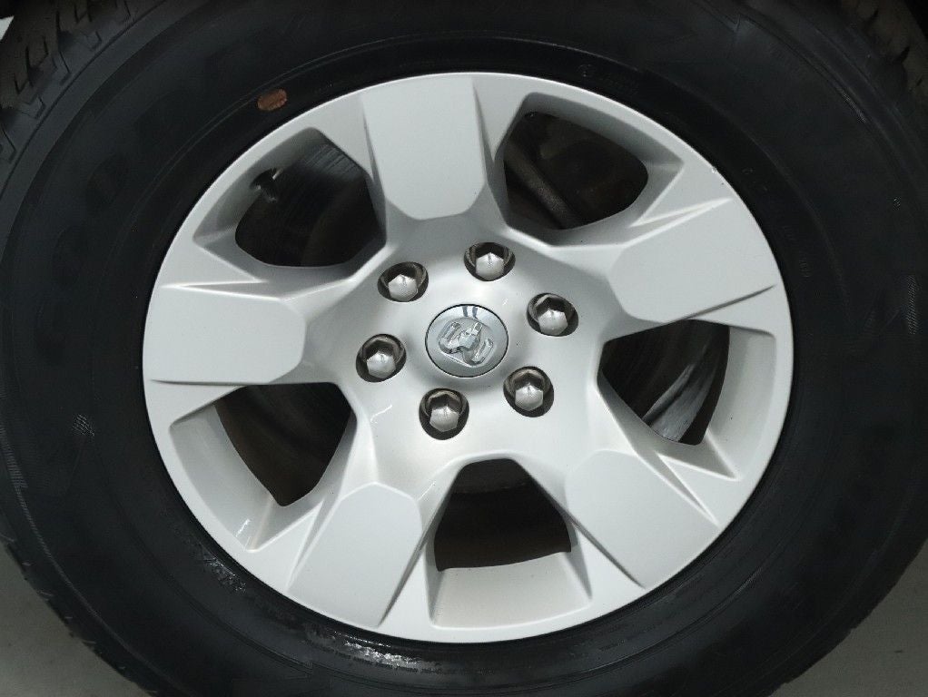 2020 RAM 1500 Big Horn Quad Cab 4x4 6'4' Box