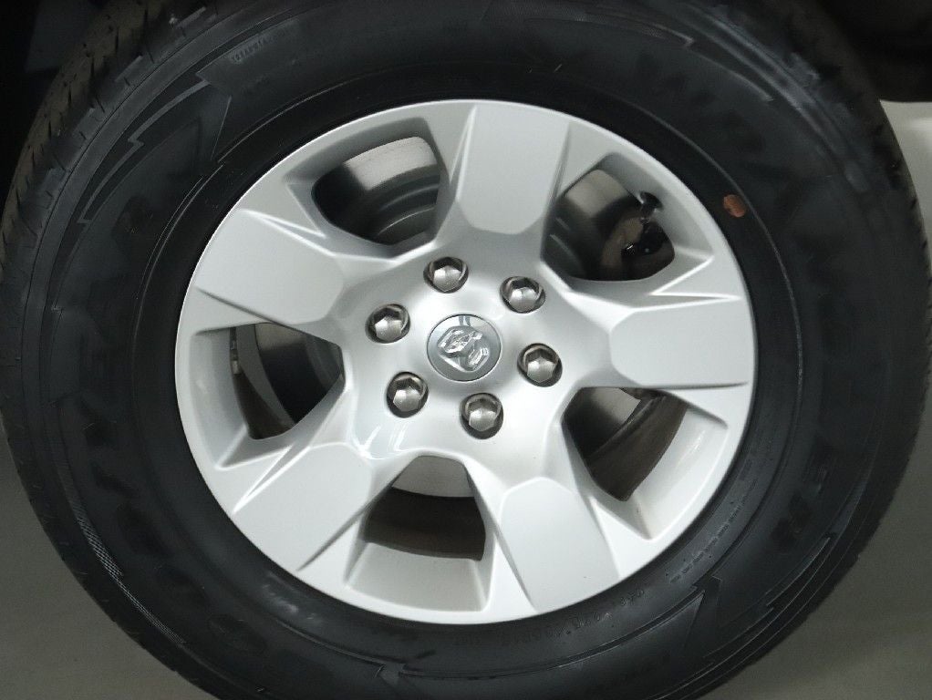 2020 RAM 1500 Big Horn Quad Cab 4x4 6'4' Box