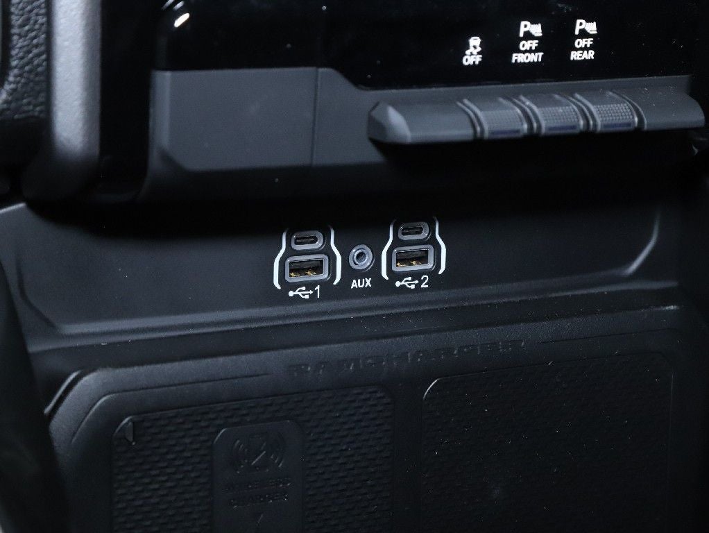 2025 RAM 1500 Big Horn Crew Cab 4x4 5'7' Box