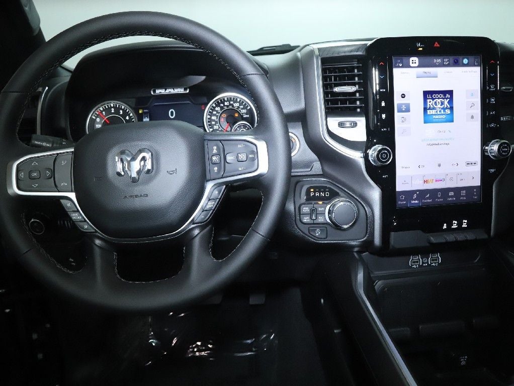 2025 RAM 1500 Big Horn Crew Cab 4x4 5'7' Box