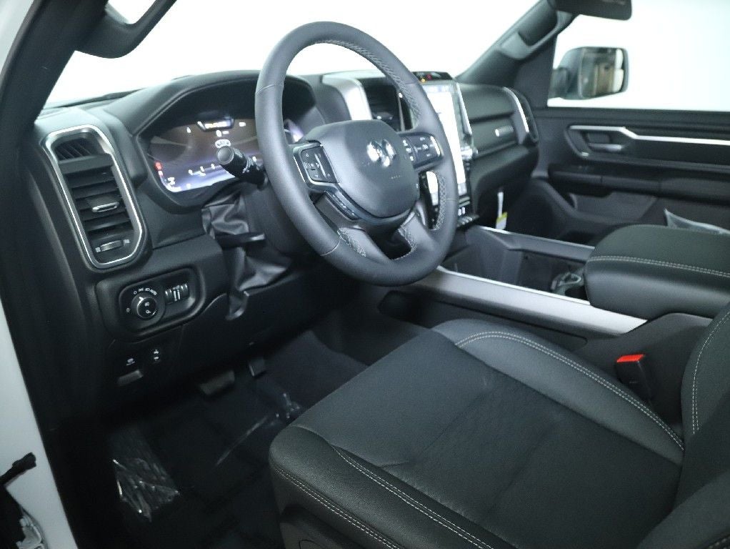 2026 RAM 1500 Big Horn Crew Cab 4x4 5'7' Box