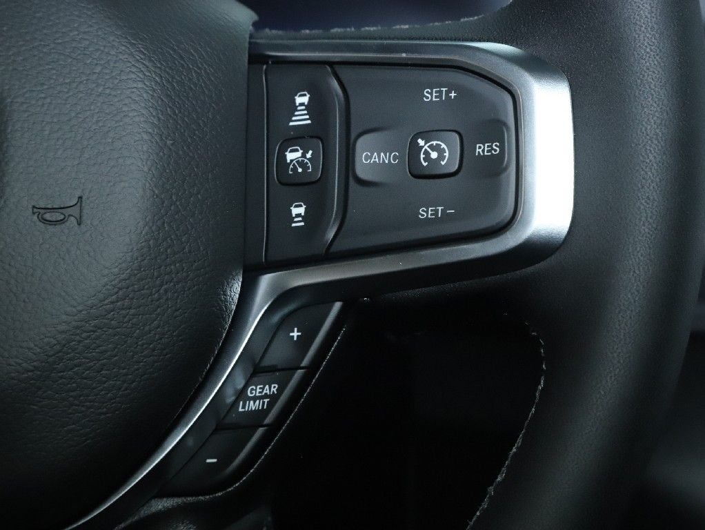 2026 RAM 1500 Big Horn Crew Cab 4x4 5'7' Box
