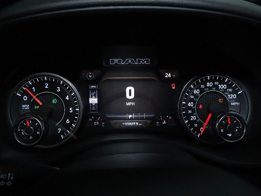 2025 RAM 1500 Big Horn Crew Cab 4x4 5'7' Box