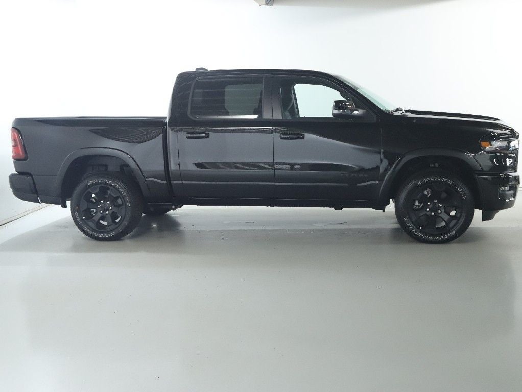 2025 RAM 1500 Big Horn Crew Cab 4x4 5'7' Box