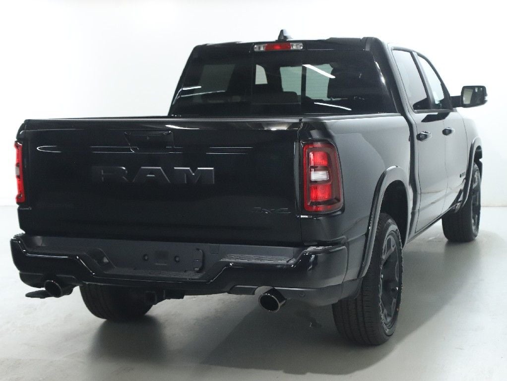 2025 RAM 1500 Big Horn Crew Cab 4x4 5'7' Box
