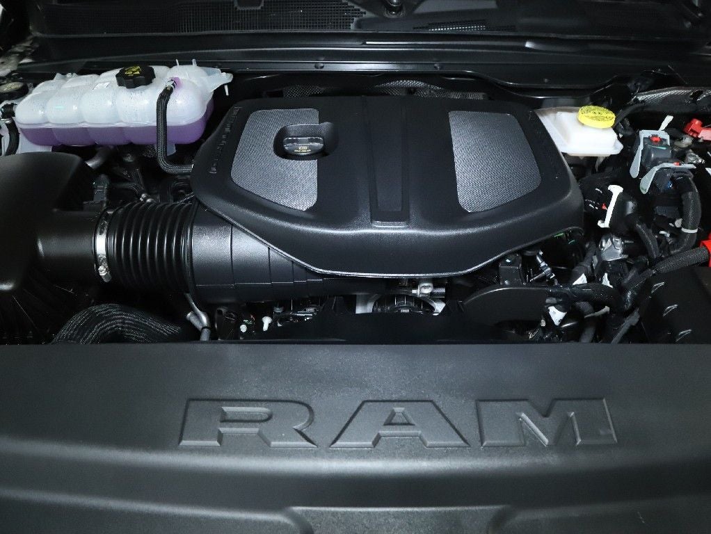 2025 RAM 1500 Big Horn Crew Cab 4x4 5'7' Box