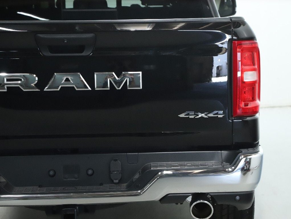 2025 RAM 1500 Big Horn Crew Cab 4x4 5'7' Box