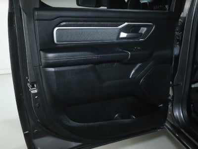 2020 RAM 1500 Big Horn Crew Cab 4x4 5'7' Box