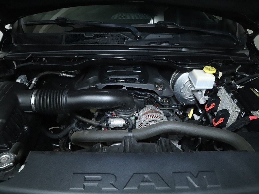 2020 RAM 1500 Big Horn Crew Cab 4x4 5'7' Box