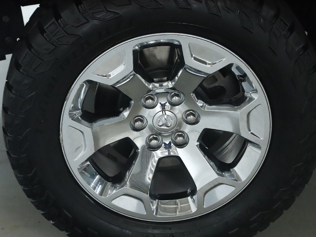 2020 RAM 1500 Big Horn Crew Cab 4x4 5'7' Box