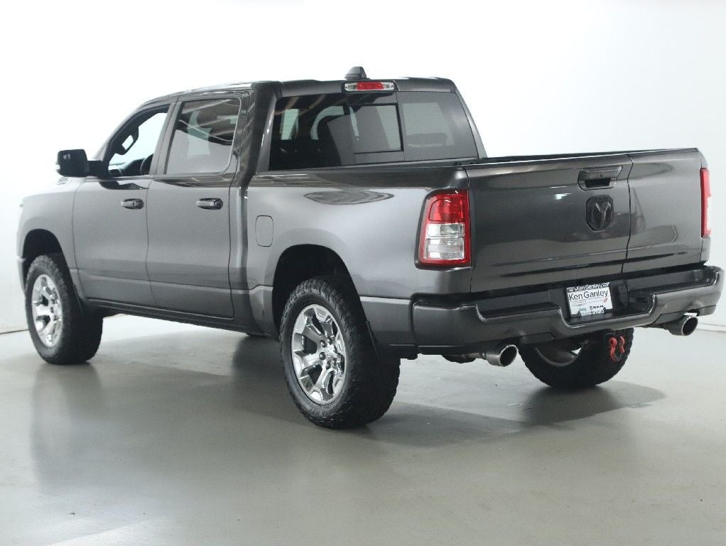 2020 RAM 1500 Big Horn Crew Cab 4x4 5'7' Box