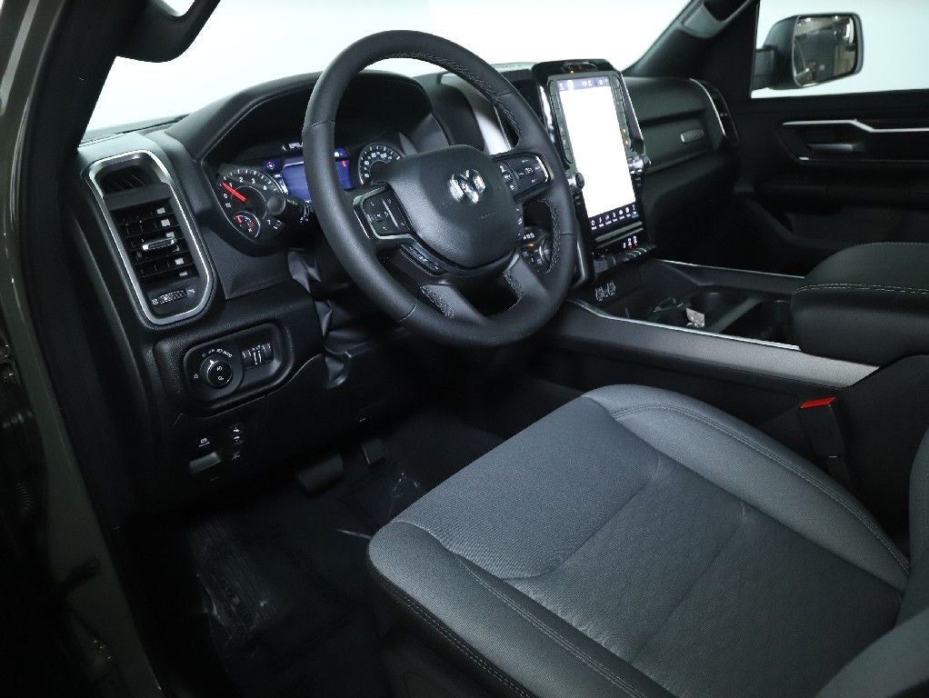 2026 RAM 1500 Big Horn Crew Cab 4x4 5'7' Box