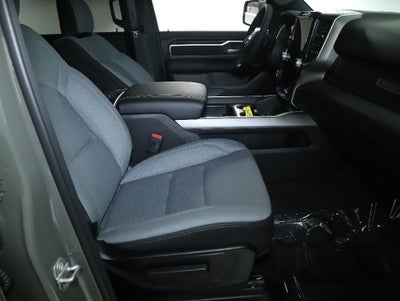 2026 RAM 1500 Big Horn Crew Cab 4x4 5'7' Box
