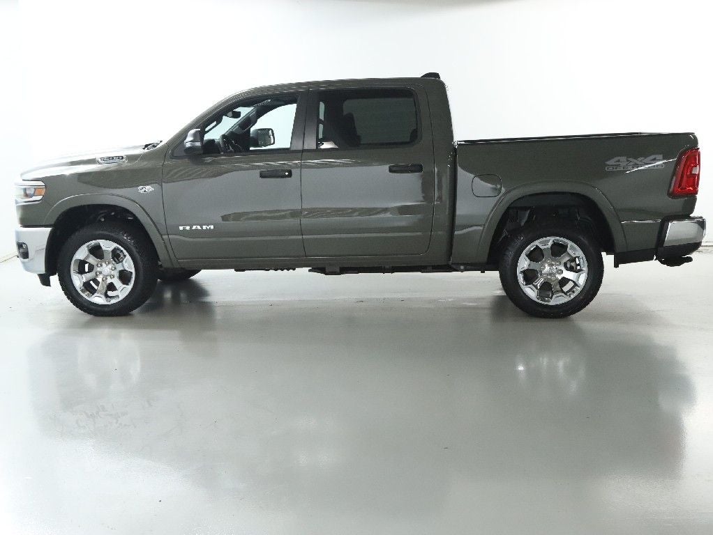 2026 RAM 1500 Big Horn Crew Cab 4x4 5'7' Box