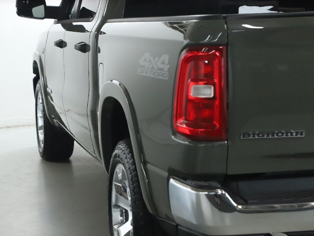 2026 RAM 1500 Big Horn Crew Cab 4x4 5'7' Box