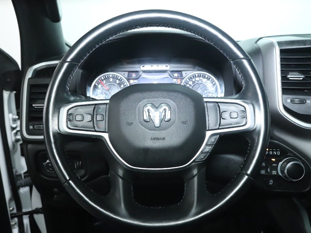 2022 RAM 1500 Big Horn Crew Cab 4x4 5'7' Box