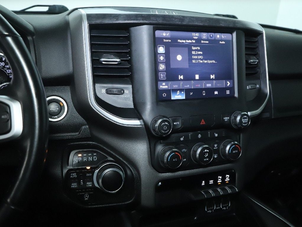 2022 RAM 1500 Big Horn Crew Cab 4x4 5'7' Box
