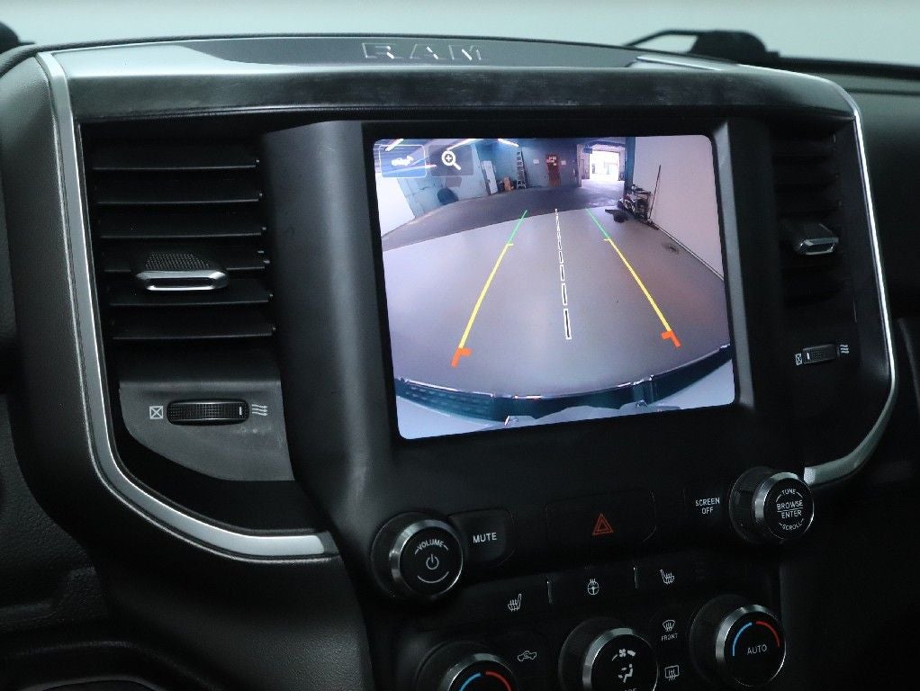 2022 RAM 1500 Big Horn Crew Cab 4x4 5'7' Box