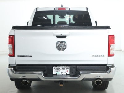 2022 RAM 1500 Big Horn Crew Cab 4x4 5'7' Box