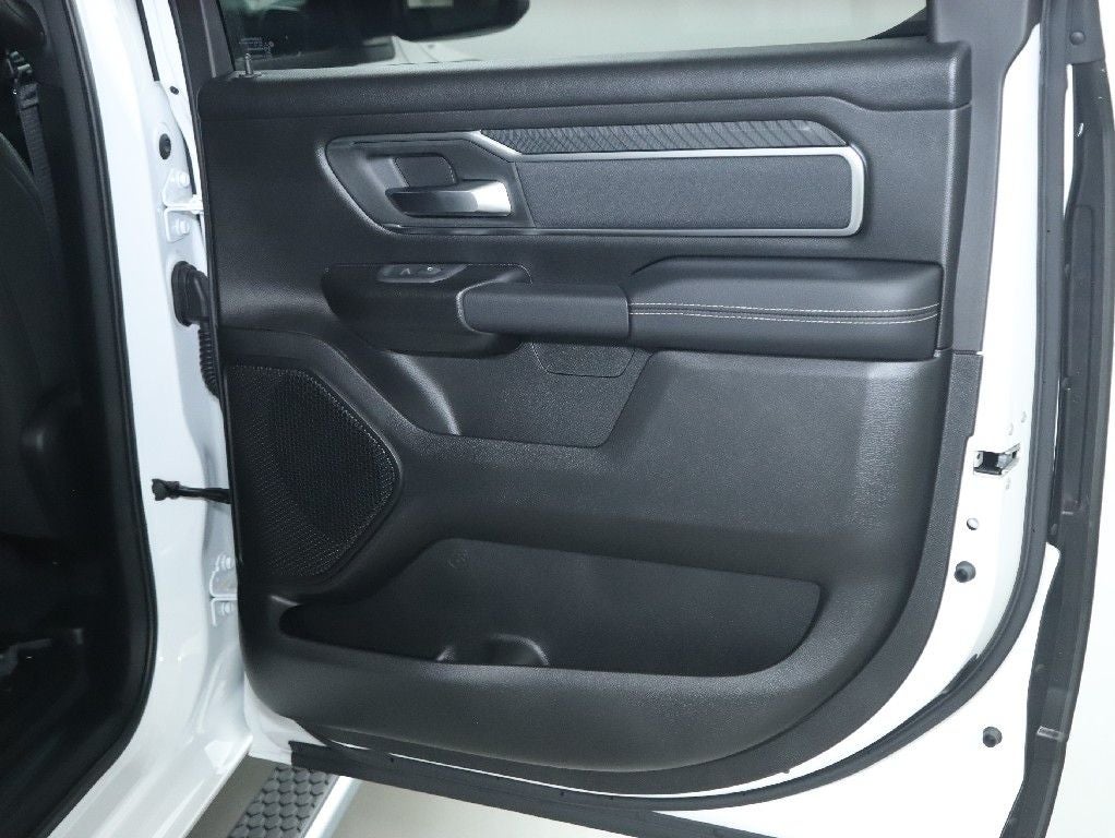 2026 RAM 1500 Big Horn Crew Cab 4x4 5'7' Box