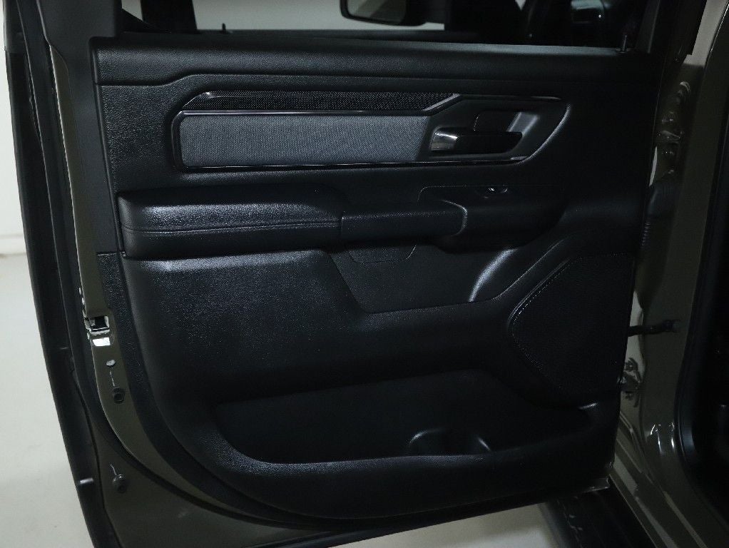 2021 RAM 1500 Big Horn Crew Cab 4x4 5'7' Box